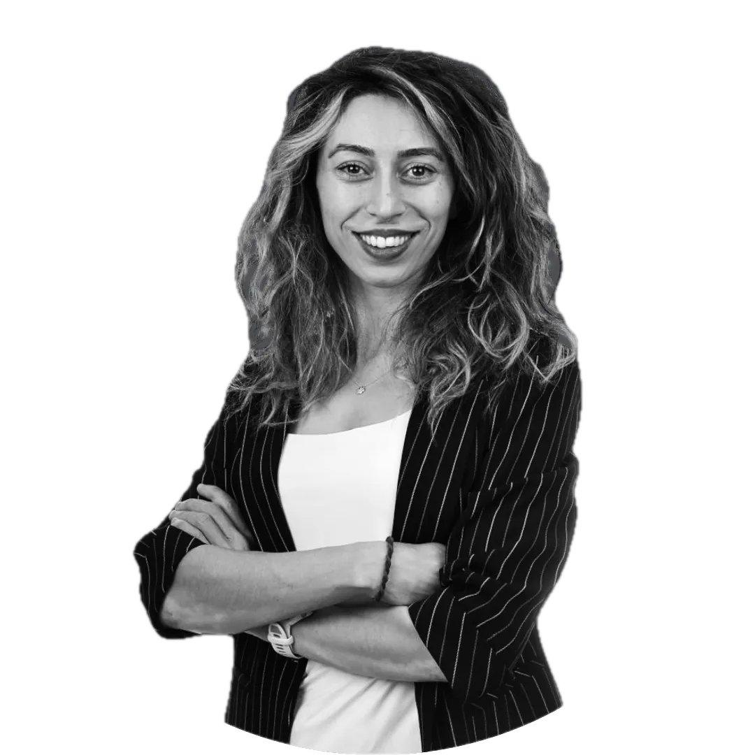 Kübra Yıldız, Finance